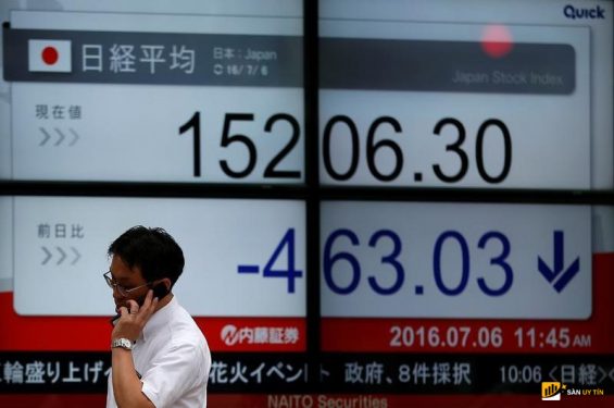 Cổ phiếu châu Á nhảy vọt nhờ sự kích thích của Mỹ