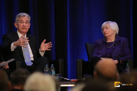 Powell và Yellen cho rằng định giá tài sản có thể cao, nhưng không lo lắng về sự ổn định