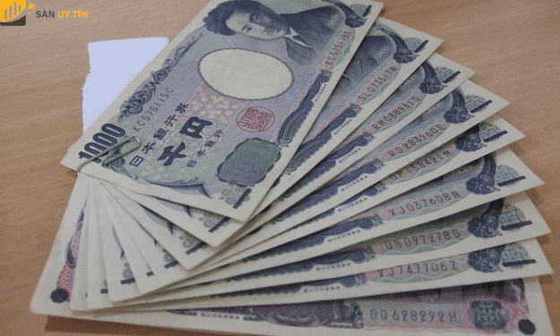 Đồng yên Nhật giảm xuống mức thấp nhất năm 1998 trước lo ngại thương mại Châu Á -Thái Bình Dương