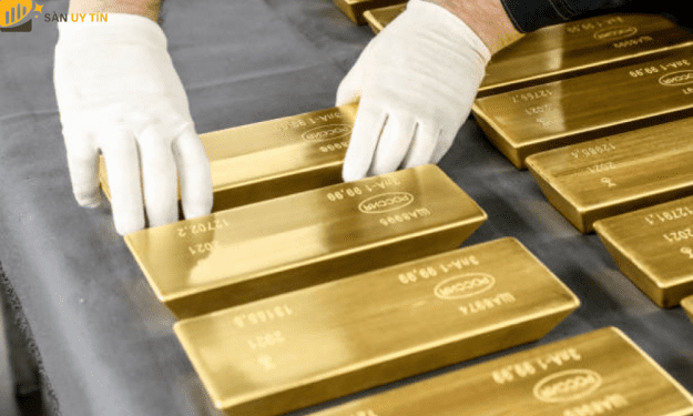 Giá vàng đang hướng tới mức thấp nhất trong tháng 12