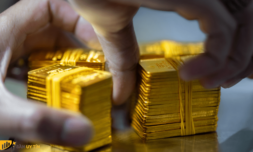 Giá vàng tăng 2,32% trong gần 6 tháng