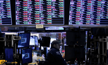 S&P 500 vượt qua 4 ngày lao dốc, Dow, Nasdaq tăng điểm