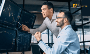 Tổng hợp những gợi ý từ các chuyên gia đánh giá sàn Forex nên xem