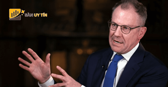 Ông Michael Hartnett, trưởng bộ phận chiến lược đầu tư của ngân hàng Bank of America.