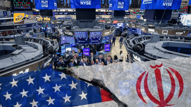 Dow Jones tăng hơn 1.300 điểm khi Mỹ và Iran đạt thỏa thuận ngừng bắn