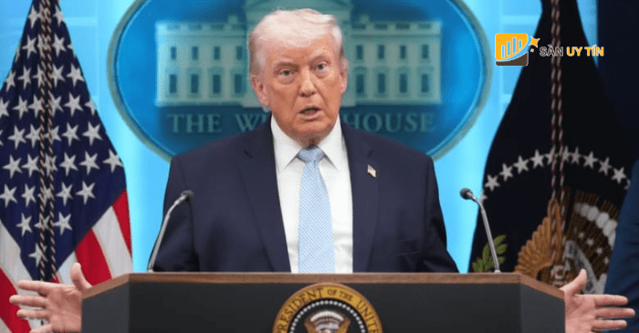 Tổng thống Donald Trump công bố thỏa thuận ngừng bắn, yếu tố thúc đẩy đà tăng của thị trường chứng khoán Mỹ.